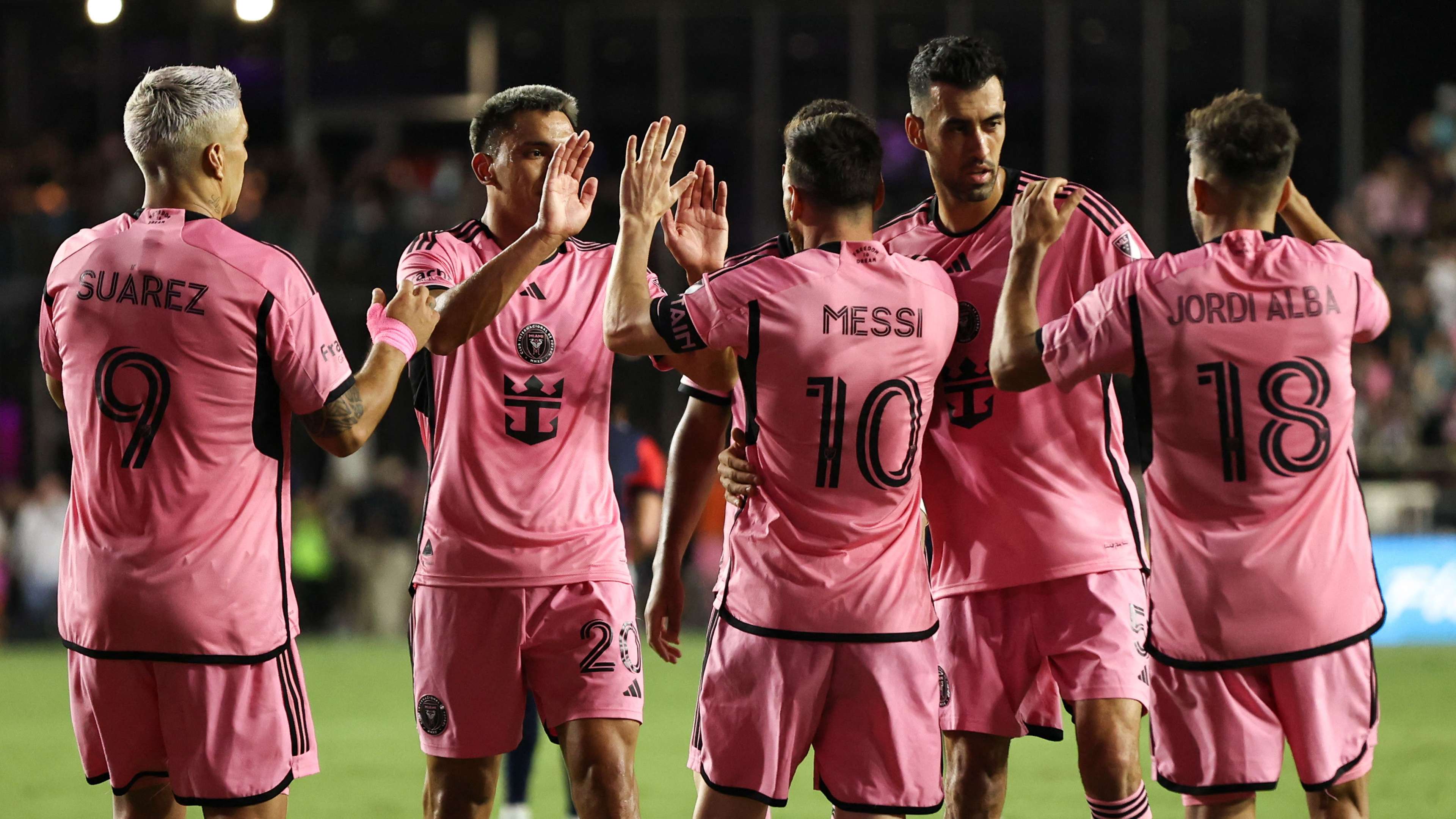 欧冠决赛用 欧冠决赛用